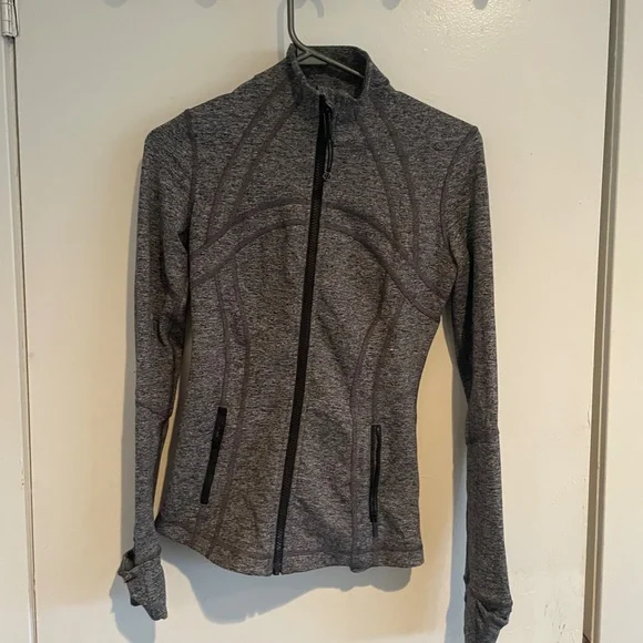Lululemon Define Jacket - Picture 5 of 6